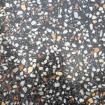 La maison de nous, terrazzo, béton décoratif, aménagement intérieur, plan de travail cuisine table, gravier de marbre, couleurs, foncé, plateau de table, sol, béton décoratif